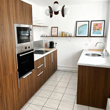 Apartment Guest Favorite, In The Old Village! Gruissan
